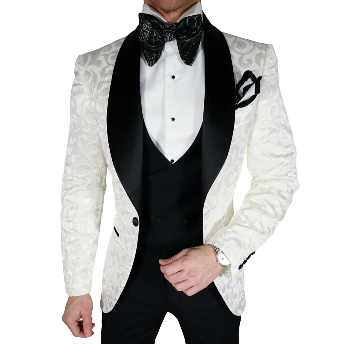 Vanilla & Black Paisley Dinner Jacket @ The Vault
